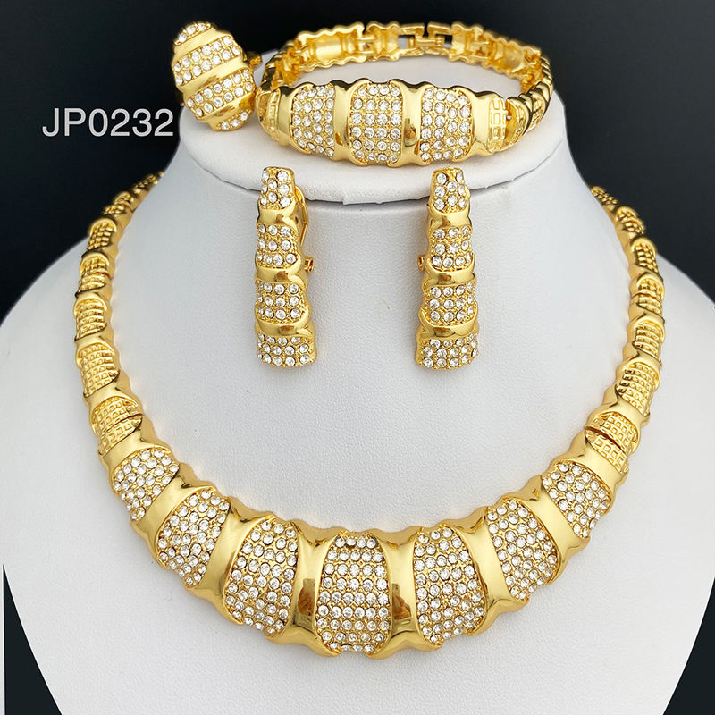 Dubai Sieradenset voor vrouwen, 18K verguld, luxe ketting, oorbellen, armband, ring voor bruiloft, feest, Moederdag cadeau, in de aanbieding