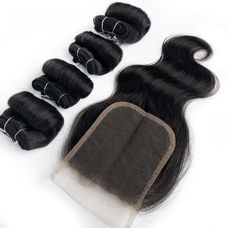 Pacotes curtos do cabelo humano com fechamento, onda brasileira do corpo, pre-arrancado transparente, 4x4, 13x4, T1b27 30