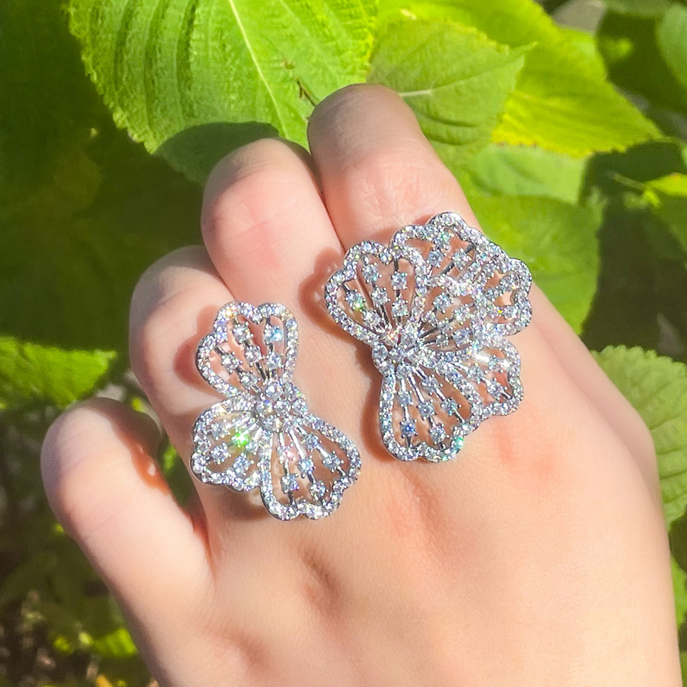 CWWZircons – bagues de luxe en zircone pour femmes, pavées de bleu Royal, grandes, rondes et épaisses, accessoire tendance, R208