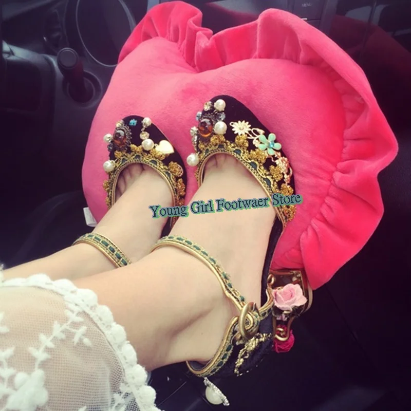 rode satijnen bloemen damesschoenen Retro vogelkooi Hoge hak appliqué borduurwerk catwalk schoenen Met kralen versierde edelsteen decoratie Single sho