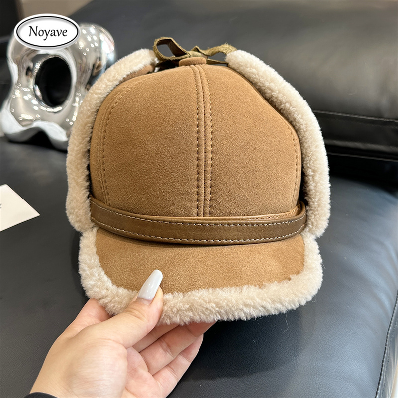 Nouveau hiver hommes en cuir véritable chapeau hommes fourrure agneau laine chaud épais oreillettes Bomber chapeaux hommes casquette de Baseball en peau de mouton russe chapeaux