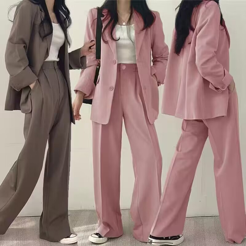 女性のカジュアルなトップスとパンツのセット,韓国スタイル,スリムなスーツ,レトロなジャケット,小さな,春と秋のファッション,2ピース,2024