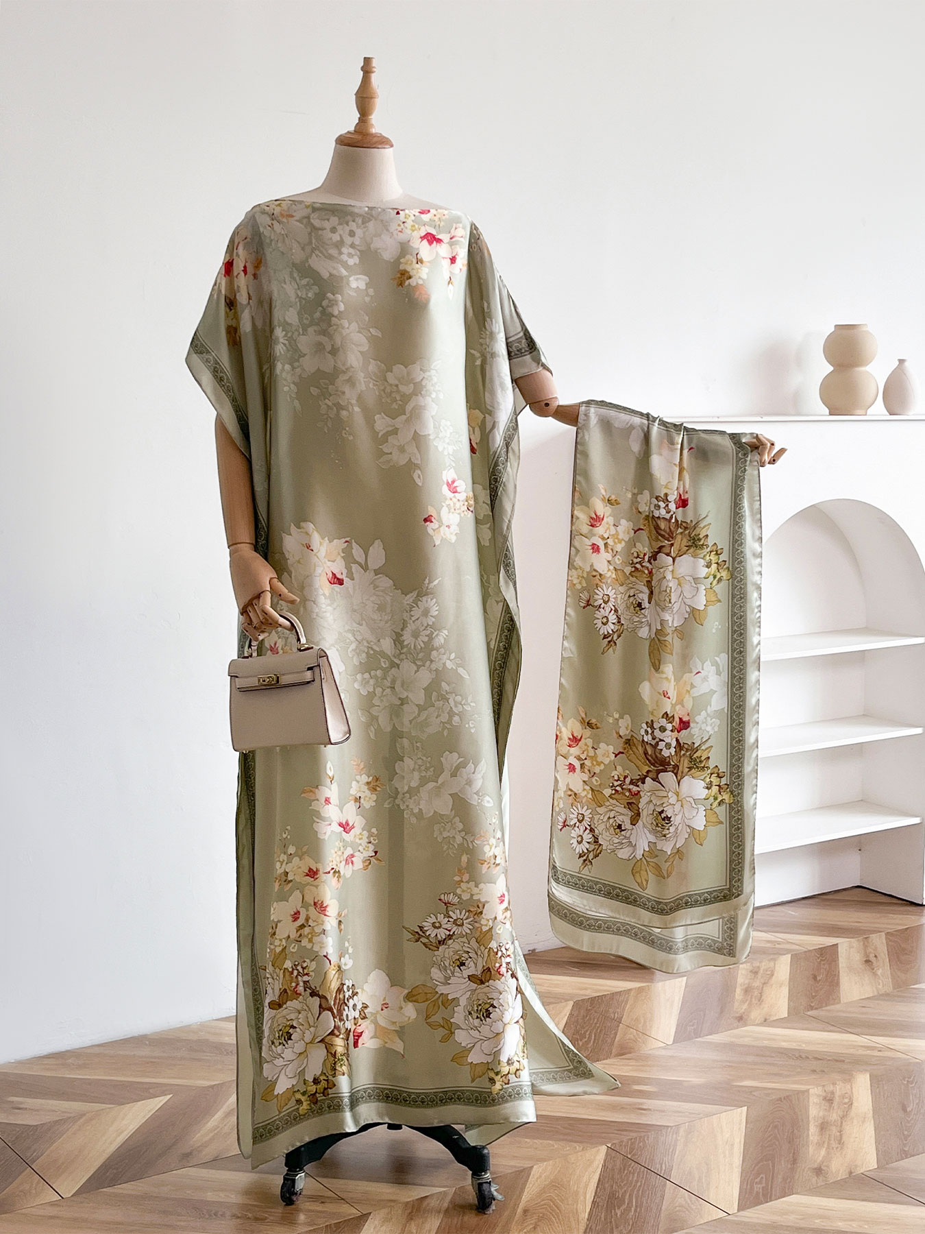 Zestaw: satynowa abaja z kwiatowym nadrukiem piwonii w stylu vintage, luźny, nietoperzowy maxi kaftan dla muzułmanek, idealny na letnie wakacje i do noszenia na co dzień.