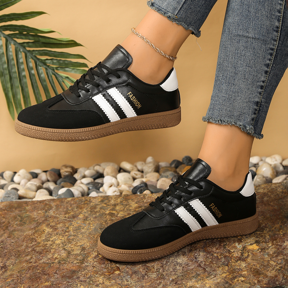 Wiosenno-jesienne, modne, eleganckie, sportowe buty damskie, nowe, z okrągłym noskiem, wygodne, na grubej podeszwie, płaskie buty do pracy.