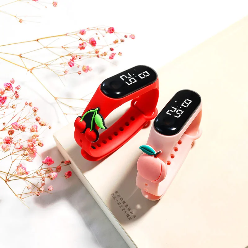 Crianças esportes relógio eletrônico moda luminosa led pulseira de frutas meninas meninos relógios eletrônico silicone relógio de pulso para crianças