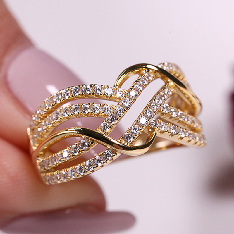 Huitan-anillos cruzados de moda para mujer, accesorios de alianzas de boda con deslumbrante CZ Twist, joyería femenina moderna, envío directo