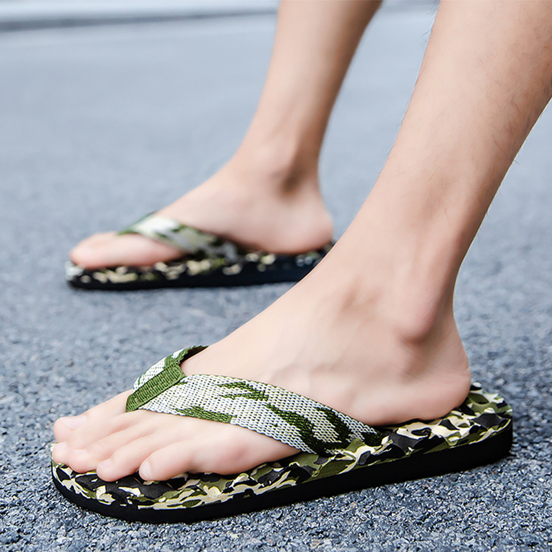 Chanclas de camuflaje para hombre, zapatillas, sandalias, zapatillas, zapatillas informales para interiores y exteriores, zapatos ligeros antideslizantes para playa y ducha
