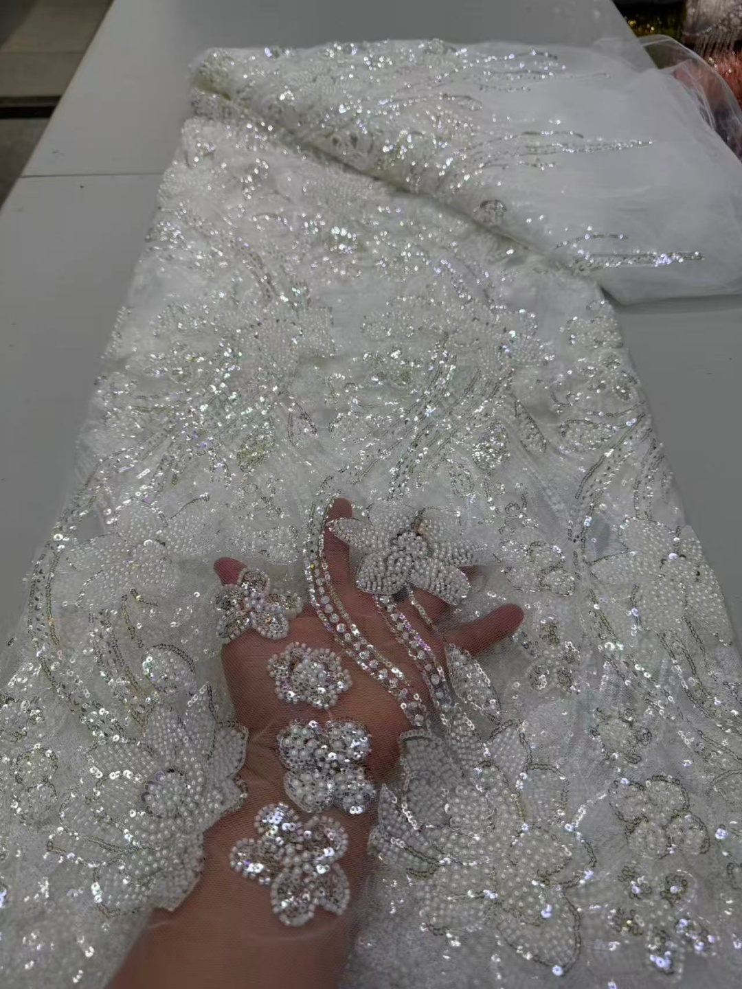Kain Renda Manik-manik Payet Afrika Bordir Putih Nigeria 2026 Kain Renda Tulle Prancis Berkualitas Tinggi untuk Pernikahan Pengantin