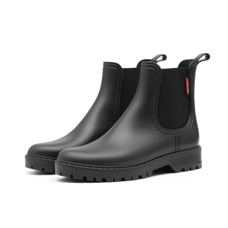 Sapatos de chuva antiderrapantes de tubo curto feminino, sapatos de água leves e impermeáveis, botas de chuva Chelsea da moda, moldin único em PVC