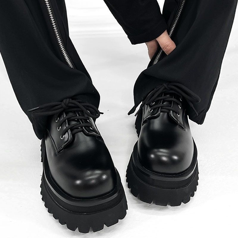 2024 Derby Herren dickbesohlte hochwertige britische runde Zehen Herren Leder erhöht Freizeit stil Big Toe Mode Schuhe