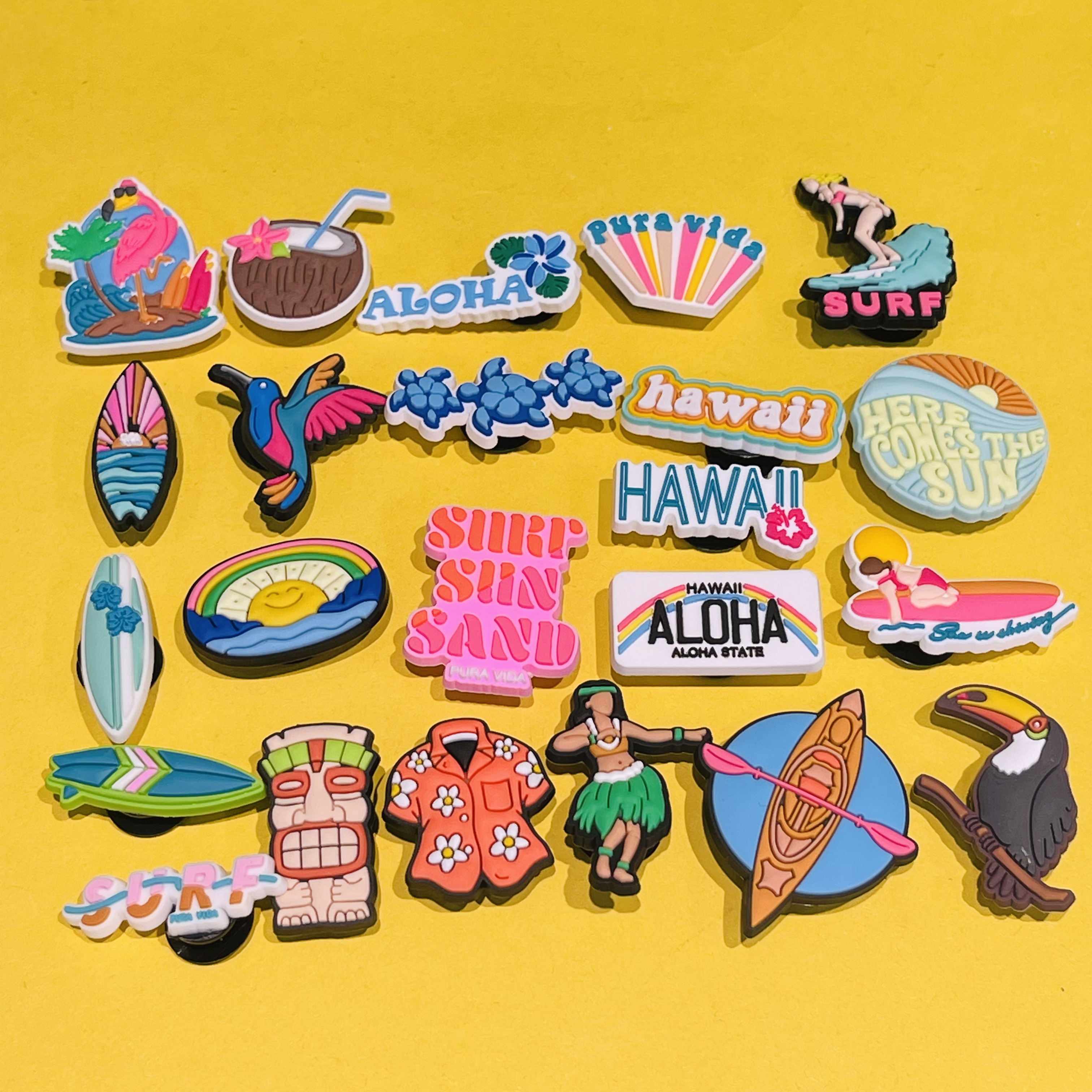 1-23 sztuk hawaje kokosowe buty surfingowe Charms DIY sandały akcesoria klamra buty z PVC ozdoba dla kobiety dzieci Party prezent