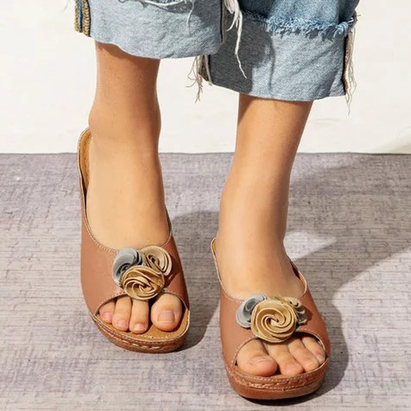 Women New Flower Sandals Wedge Heels Summer Shoes Women Outdoor Slippers Female Soft Bottom Heeled Sandals Summer Footwear