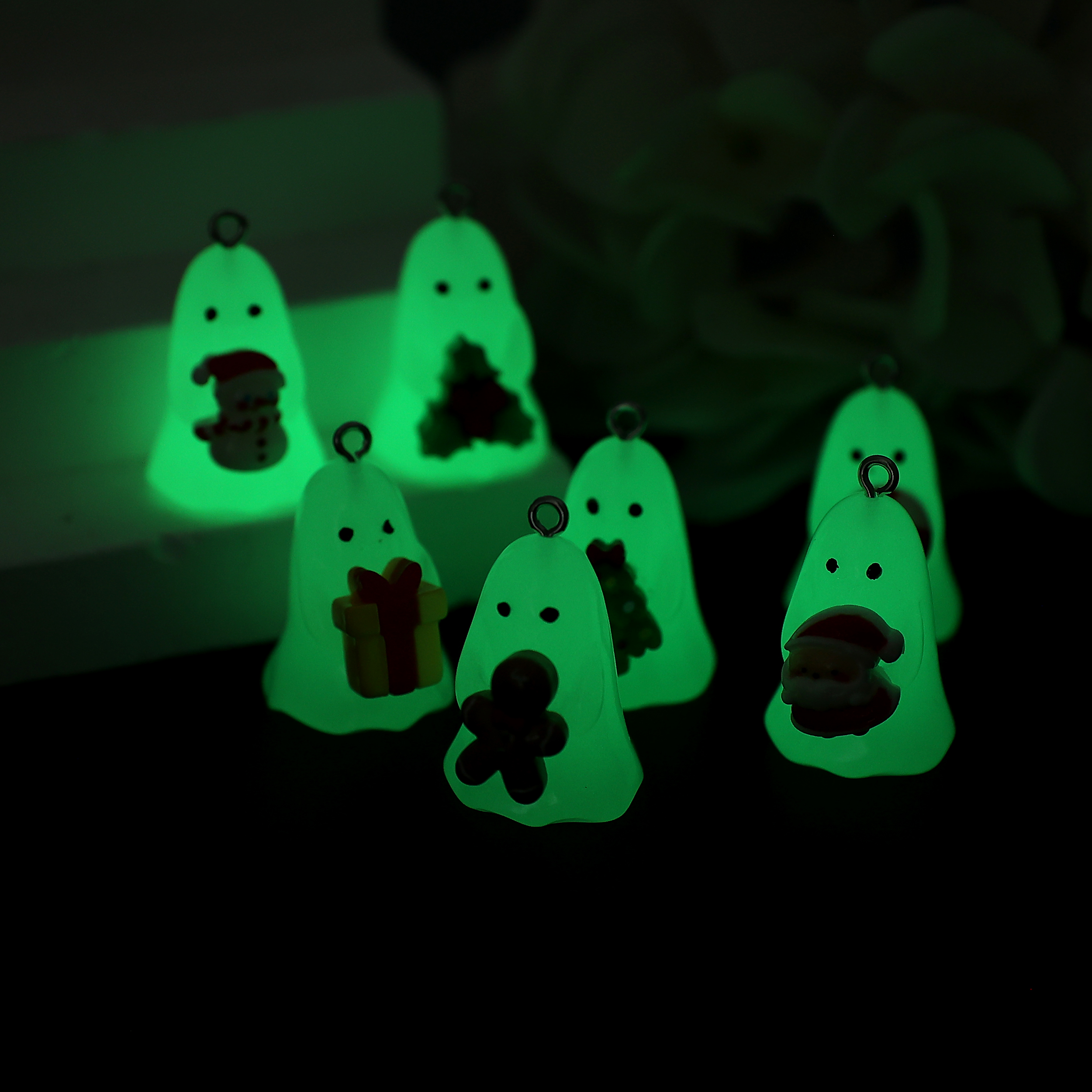 8 шт. Рождественские Подвески 3D из смолы, светящиеся в темноте конфеты, подарок, Пряничный человек, подвеска для брелока, ожерелье, ювелирные изделия, сделай сам