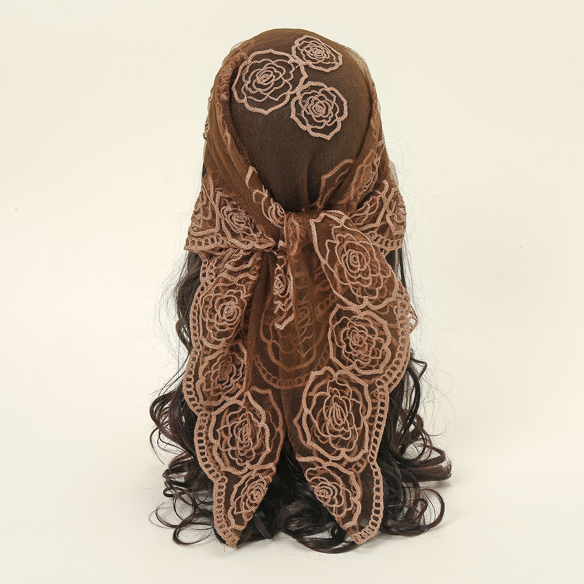 Bandanas quadradas de renda estilo rock, 80*80cm, bordado floral, rede respirável, hijab através do lenço, mulher muçulmana, véu