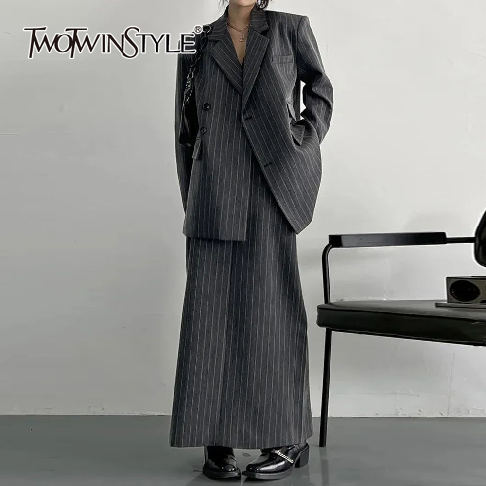TWOTWINSTYLE Conjuntos de temperamento de duas peças para mulheres, gola entalhada, manga comprida, botões, blazer, saias retas