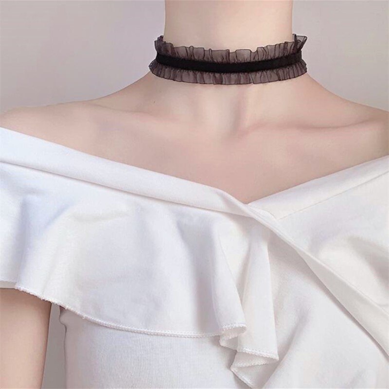 Gargantilla corta de encaje Nekclace para mujer y niña, collar romántico de moda de Color blanco y negro, regalo para fiesta, joyería para el cuello al por mayor