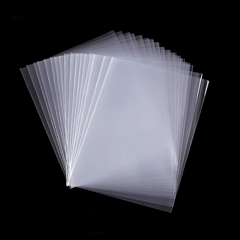 100 pièces/paquet 65*90mm Protège-cartes de collection Taille idéale pour cartes de football, cartes de sport, cartes MTG et rangement de cartes de collection