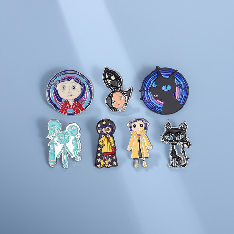 7Pcs/set Horror Animated Films Coraline Doll Badge Metal Brooch Backpack Badge Halloween Accessory Gifts for Friends