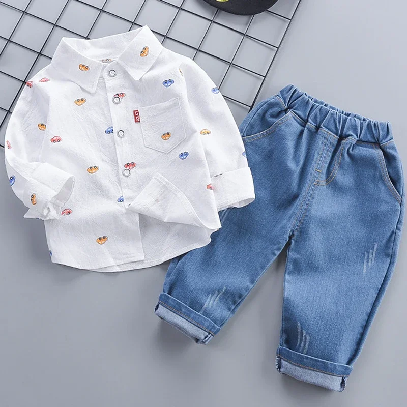 Conjunto de Roupas Casuais Confortáveis para Meninos de 2 a 5 Anos, Primavera/Outono, 2 Cores, Camisa de Manga Longa com Estampa de Carro + Calça Jeans, 2 Peças, para Crianças