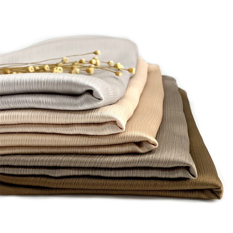 Hijab in chiffon di raso pieghettato per donne musulmane Mini crepe tinta unita scialle antirughe solido turbante lungo islamico foulard
