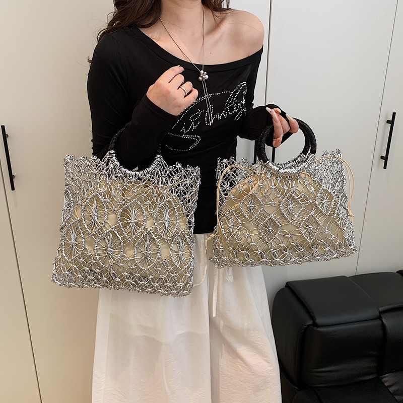 Braided Straw Women Shoulder Bag Handmade Boho Beach Bag Crossbody Purse Summer Tote Bag for Women Fashion Rattan Clutch wallet