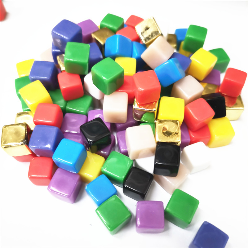 100 Cái/bộ Đồng Màu Vàng Đen Trống Vuông Góc Acrylic Xúc Xắc Cờ Góc Lưới Lọc 8MM Cube Cho board Game
