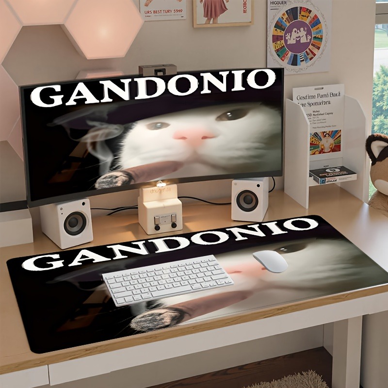 Grand tapis de souris amusant avec motif de chat et émoticônes, base antidérapante, avec texte 'Gandonio' et motif de chat, idéal pour le bureau et les jeux