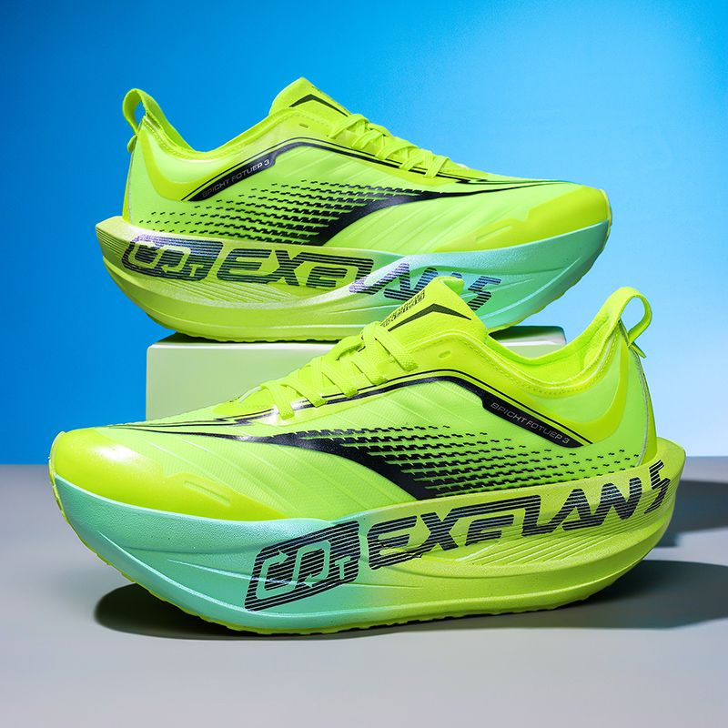 Heren hardloopschoenen Carbon Board Marathon Sports Specialiteit Ademend Lichtgewicht Comfortabele atletische antislip-sneakers voor dames