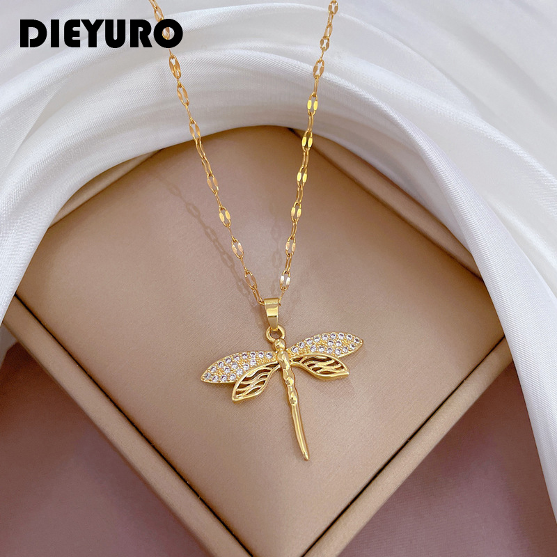 DIEYURO 316L สแตนเลสบุคลิกภาพ DRAGONFLY จี้สร้อยคอแฟชั่นผู้หญิงสาว Clavicle CHAIN เครื่องประดับของขวัญ