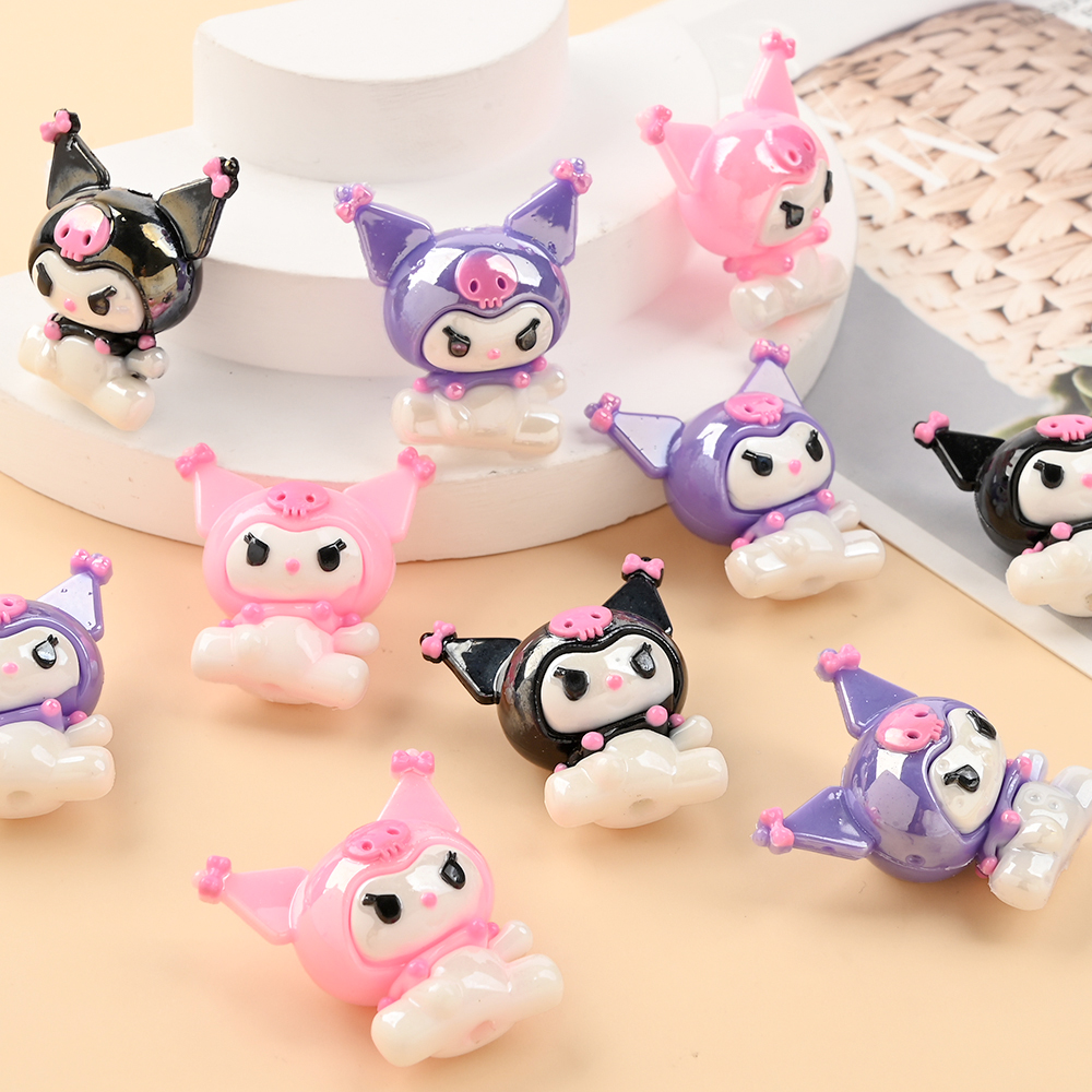 10 Stücke 3D Sanrio Themen Harz Perlen Kuromi Form Fokus Perle Für DIY Baby Schnuller Ketten Halsketten Armbänder Schlüsselanhänger Schmuck