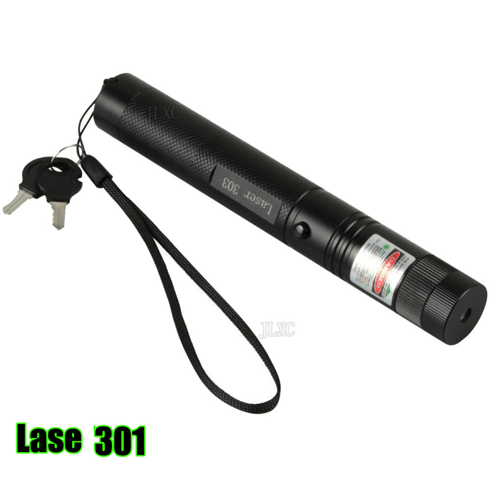 (Batterien nicht bereitstellen) Katzen-Schlüsselanhänger, lustiges grünes Licht, tragbarer Laserpointer, LED-Trainings-Taschenlampe, Haustier-Katzen-Ticket-Spielzeug-Taschenlampe