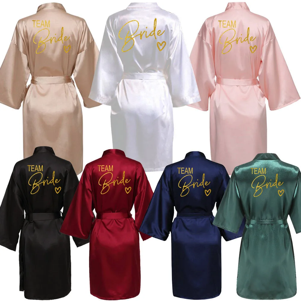 Bata de novia para equipo de fiesta de boda, pijama de satén tipo kimono, albornoz de dama de honor, letra dorada SP089