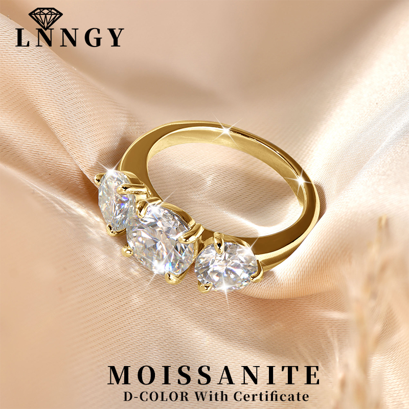 Cincin Pertunangan Moissanite Bulat 8Mm & 6.5Mm untuk Wanita Cincin Pernikahan Tiga Batu Berisi Emas 14K Hadiah Perhiasan Berkilau