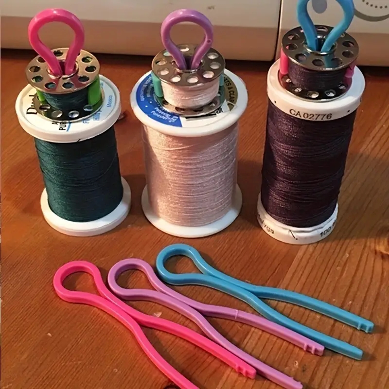 10/30/50 Uds. Clips de bobina de plástico de colores mezclados abrazadera carretes de hilo Clips accesorios de costura
