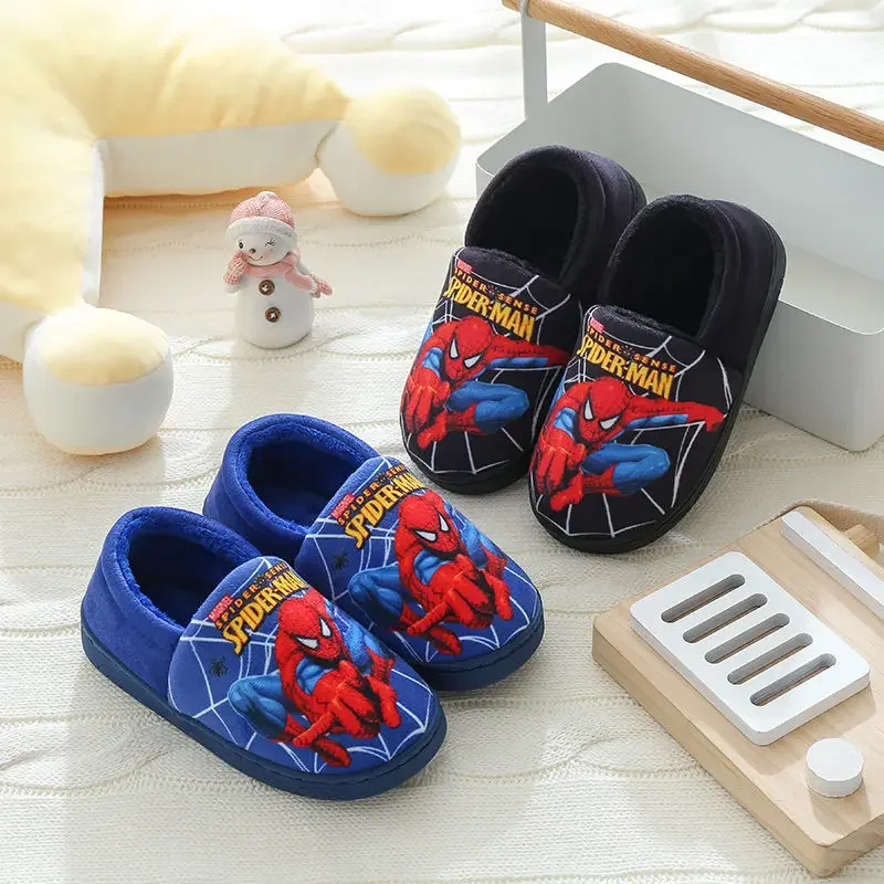 Novos meninos meninas dos desenhos animados homem aranha crianças chinelos de algodão da criança outono inverno quente princesa das mulheres dos homens quarto interior casa sapatos
