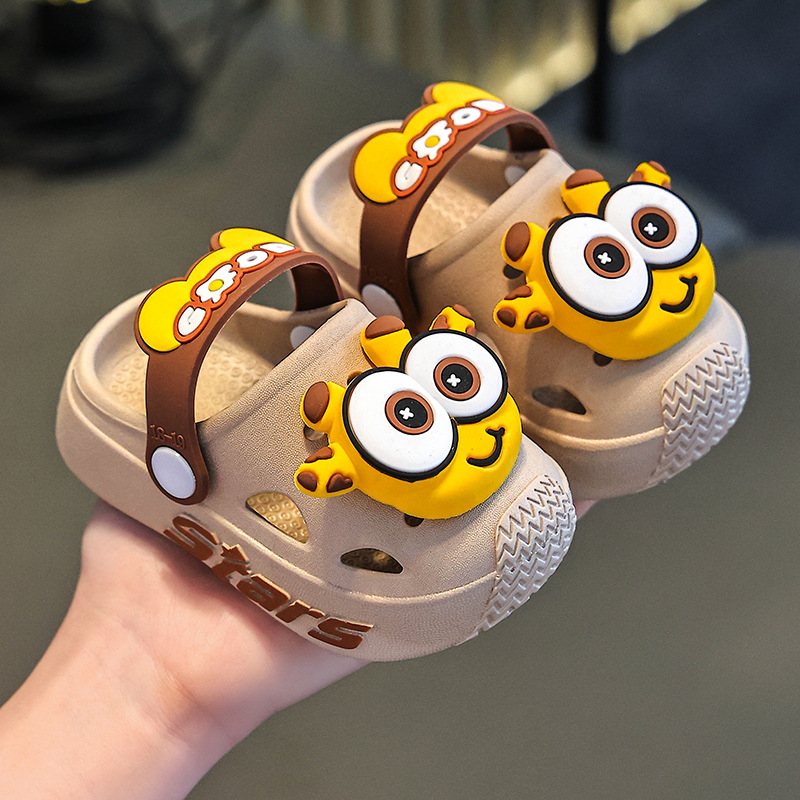 Sandal Anak 2026, Lucu Motif Kartun untuk Anak Perempuan dan Laki-laki, Sol Lembut, Tas Bayi, Sepatu Berlubang, Sandal Rumah dan Sandal Bayi