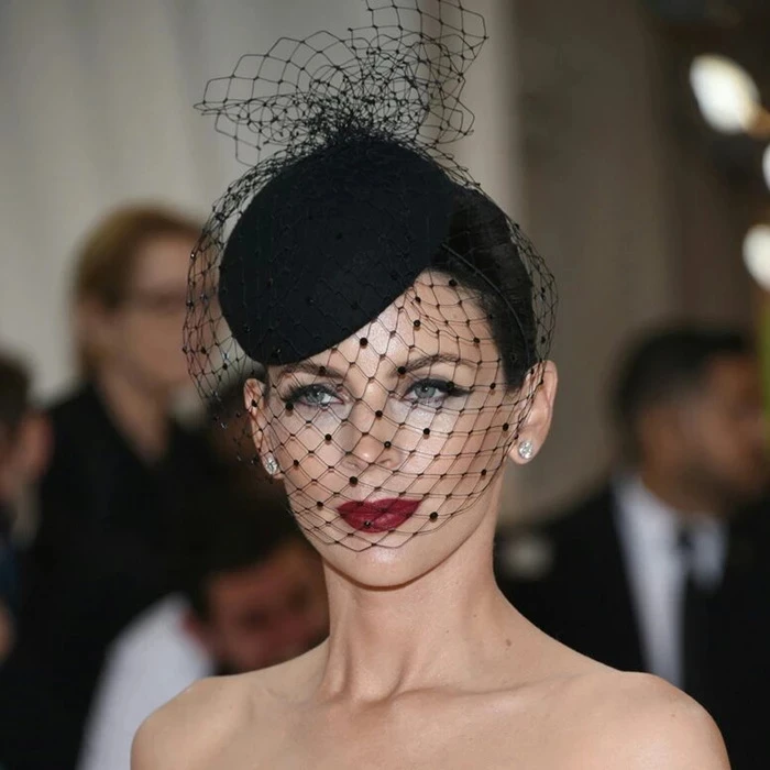 Fascinators femmes élégant fleur noir chapeau laine feutre chapeaux Vintage robe de mariée Fedoras église dames casquettes formelles cadeaux créatifs