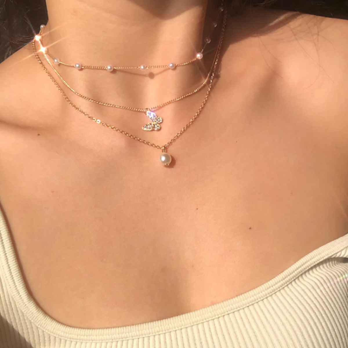3PCS ชุด Retro Multilayer สร้อยคอตกแต่งด้วยไข่มุกประดิษฐ์ Clavicle CHAIN Creative Simple สร้อยคอจี้ผีเสื้อ
