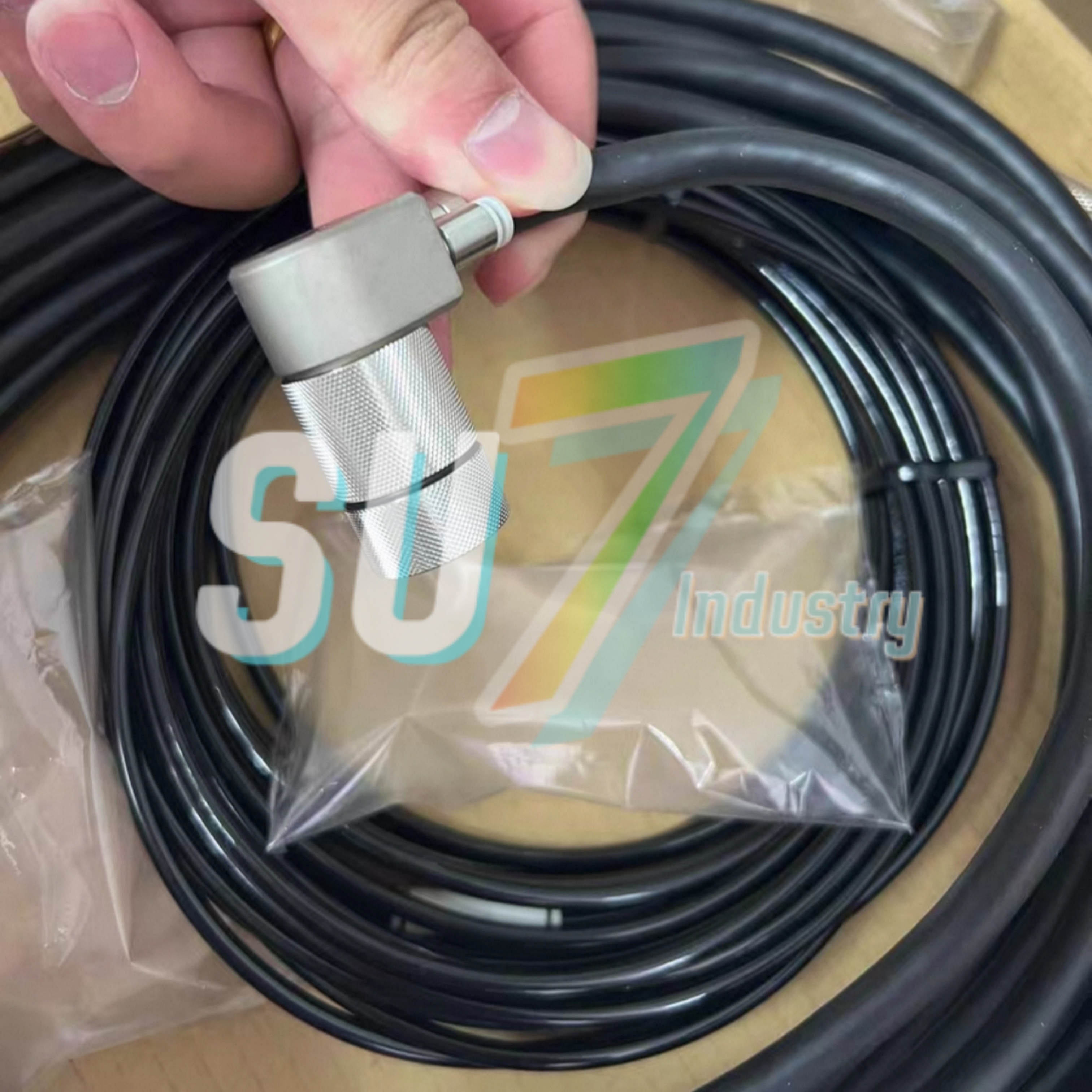 100%NEW  EMCD-3000A-4M EMCD-3000A-6M EMCD-3000A-8M Spindle motor cable
