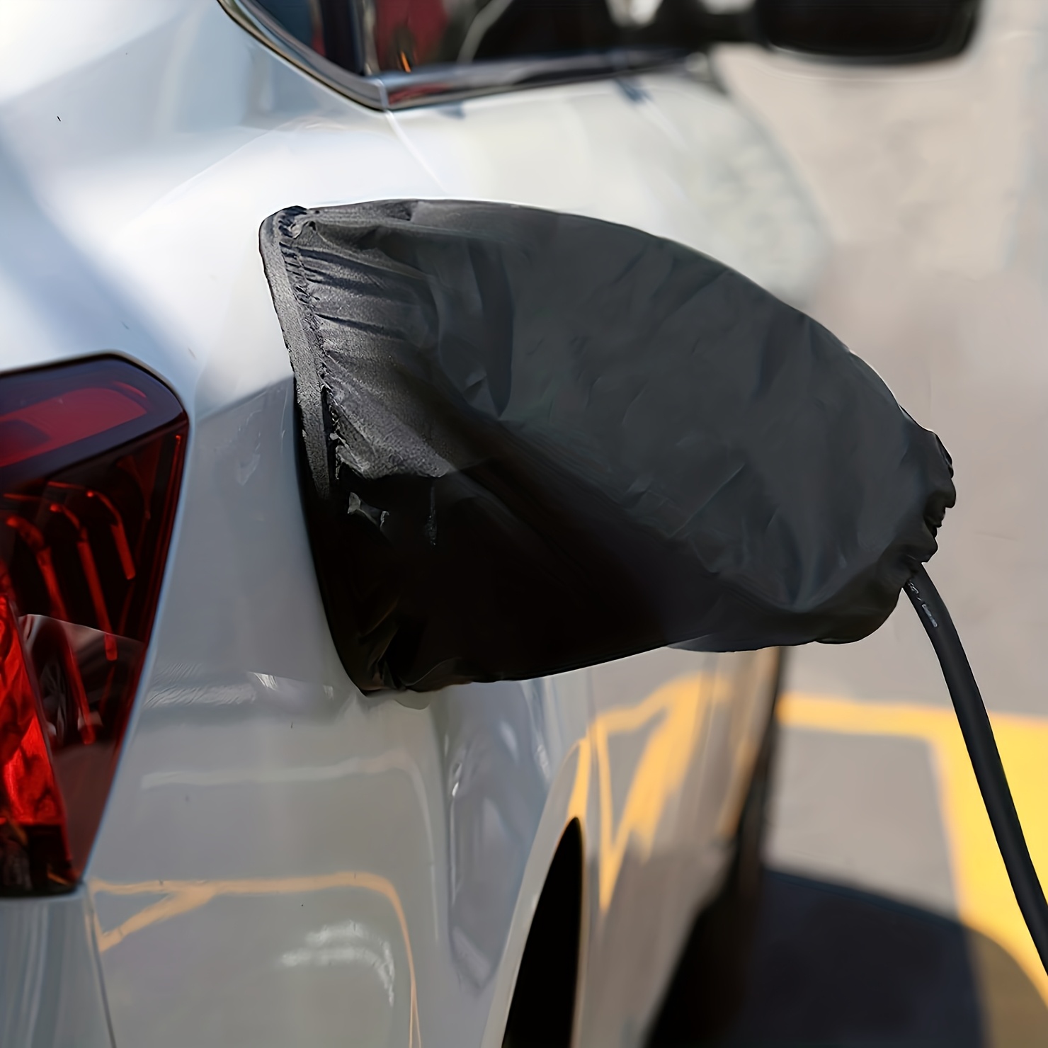 Magnetyczna osłona portu ładowarki EV - trwała, odporna na warunki atmosferyczne, odporna na promieniowanie UV i śnieg, izolująca ciepło dla pojazdów elektrycznych