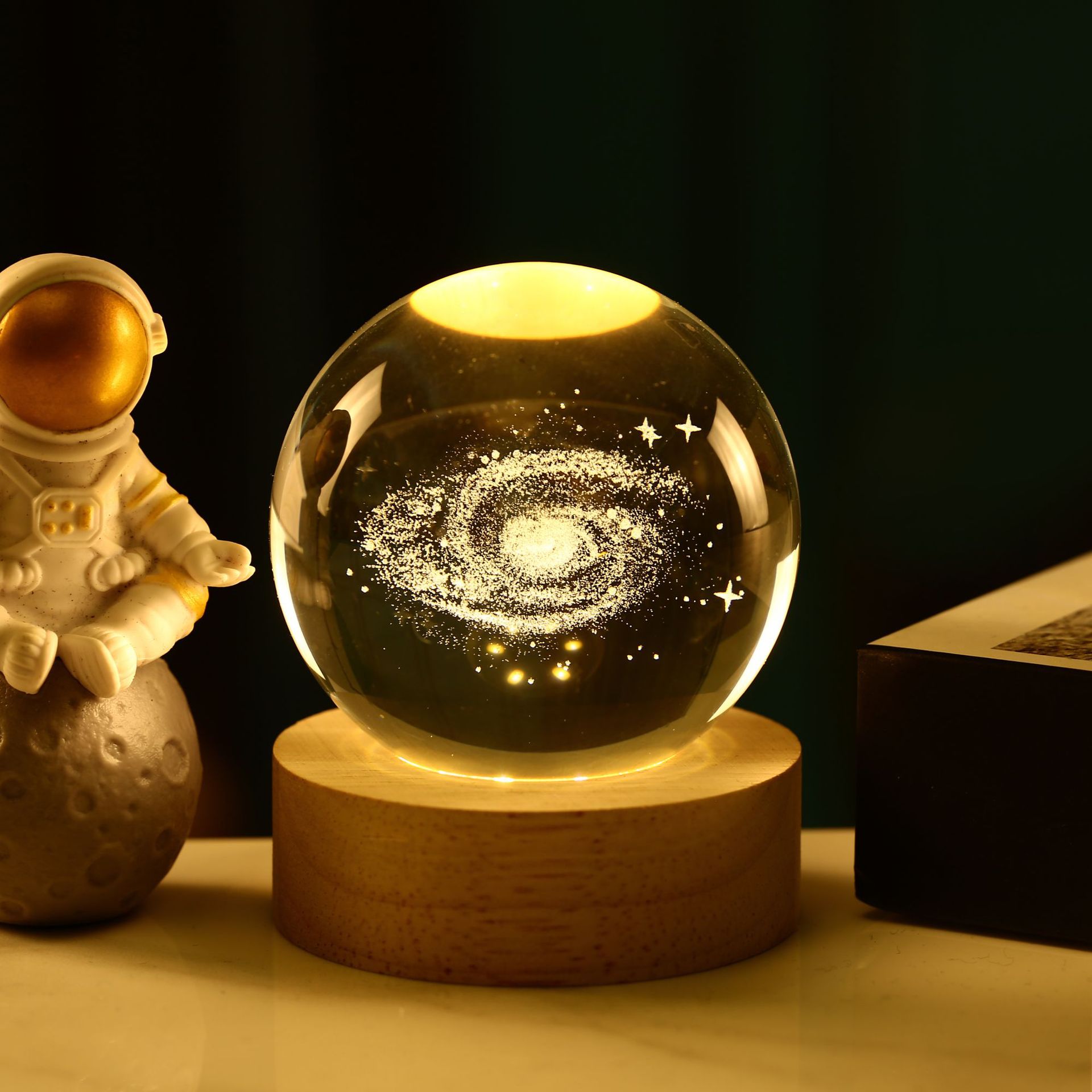3D คริสตัลบอลคริสตัล Planet Night Light เลเซอร์แกะสลักระบบพลังงานแสงอาทิตย์ลูกโลกดาราศาสตร์ของขวัญวันเกิดตกแต่ง Desktop Home