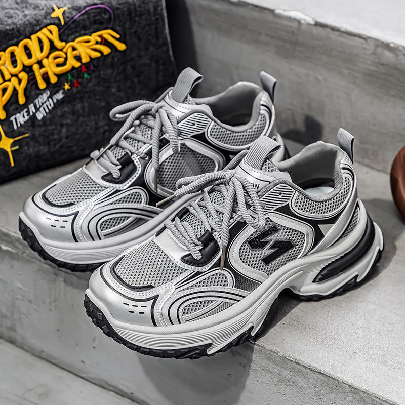 Unisexowe modne masywne sneakersy w stylu dad shoes, srebrno-czarne, retro, dla par, oddychające, z siateczki, codzienne buty na platformie.