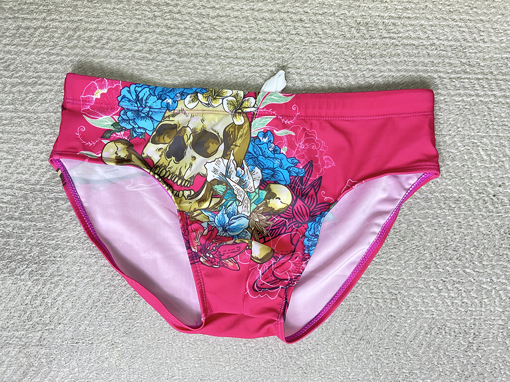 Bañadores estampados para hombre, traje de baño deportivo para playa, personalidad punk, calzoncillos para hombre europeos y americanos 10003