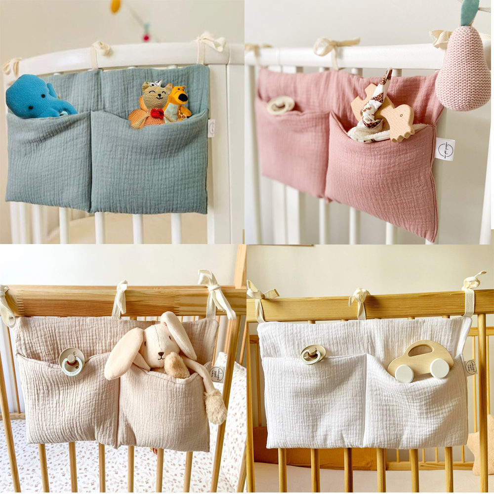 Baby Crib Organizer Cot Caddy เตียงเก็บกระเป๋า 2 กระเป๋าข้างเตียงแขวนผ้าอ้อมเนอสเซอรี่ของเล่นกระเป๋าผ้าอ้อมรถเข็นเด็กจัดระเบียบ