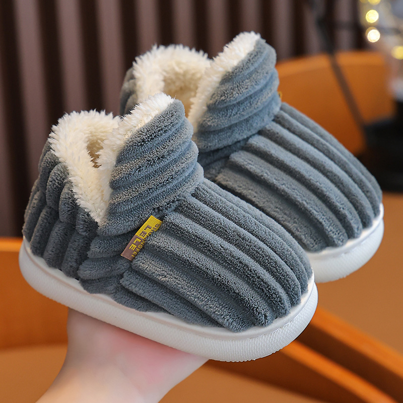 Bebealy inverno crianças sapatos ao ar livre fuzzy antiderrapante chinelos de algodão interior macio meninos chinelos clássico pele menina casa chinelos