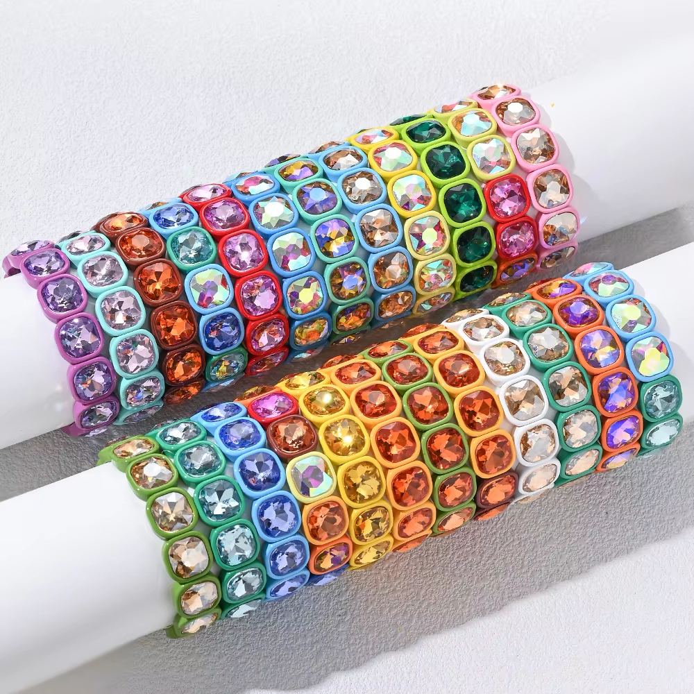 2024 Nieuwe Ontwerp Winter Kristal Kralen Armbanden Kleurrijke Kralen Elastische Armbanden Voor Vrouwen Handgemaakte Boheemse Glanzende Sieraden