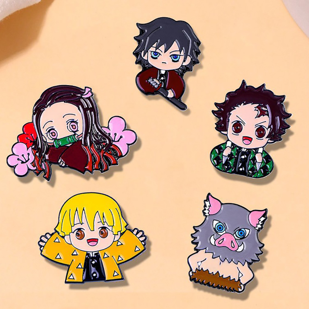 5 pçs/set demon slayer anime cosplay broches bonito personagem pinos roupas mochila lapela emblemas jóias acessórios presentes