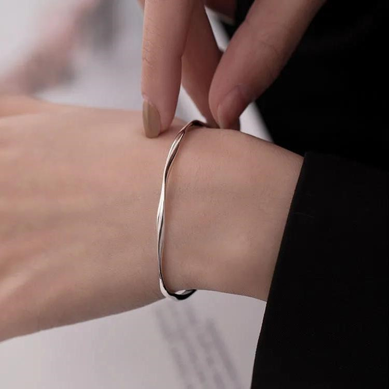 Nuevos brazaletes abiertos Mobius lisos, pulsera Bilezik para chica, joyería de boda para Mujer, Pulseras simples para Mujer, regalo de Navidad