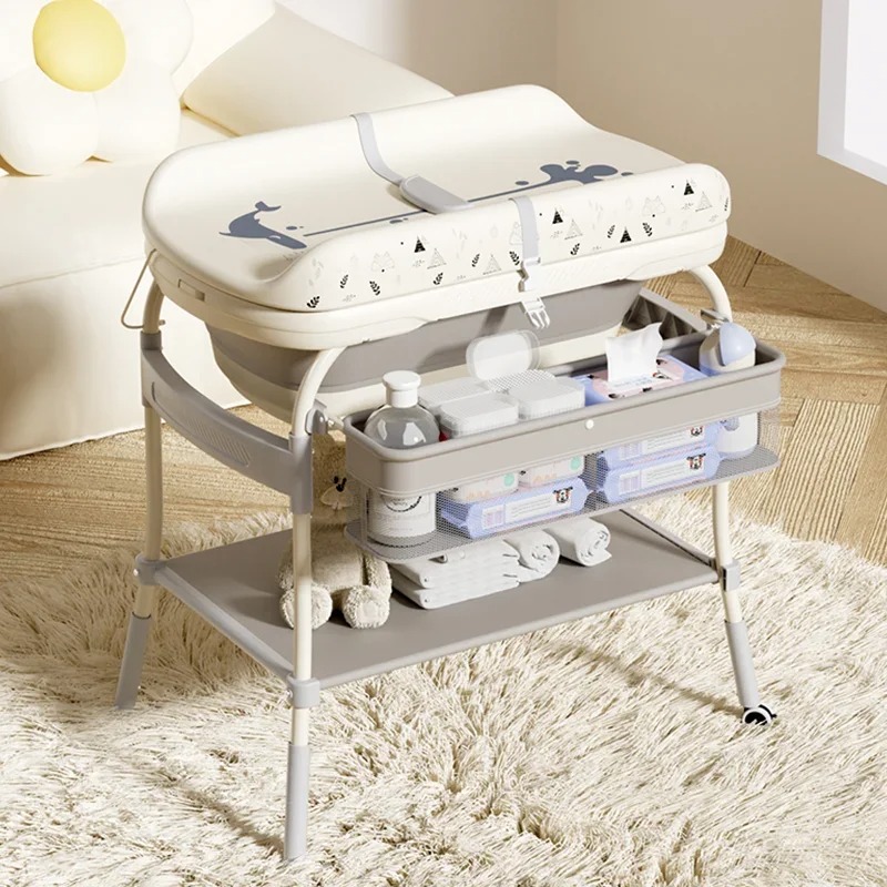 Mesa de troca de bebê com banheira 2 em 1, portátil, dobrável, mesa de troca de fraldas infantis com bandeja de armazenamento, 2 rodas, anti-rolamento