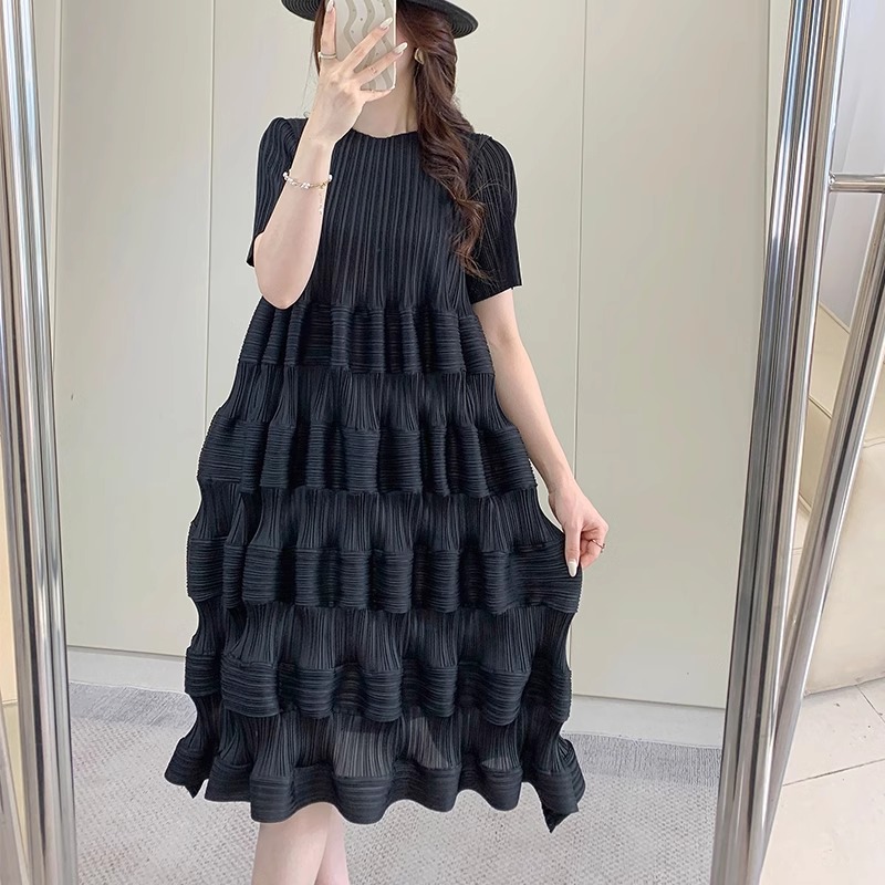 Abito plissettato Miyake per donna estate 2024 nuovo vestito di media lunghezza per torta stile dolce e di fascia alta per bambini